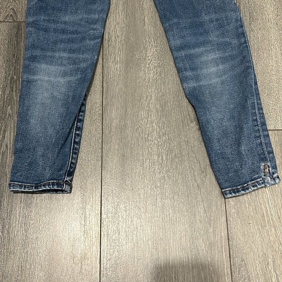 AE skinny semi-ripped high waisted jeans. Size 00 x-short - Picture 8 of 8